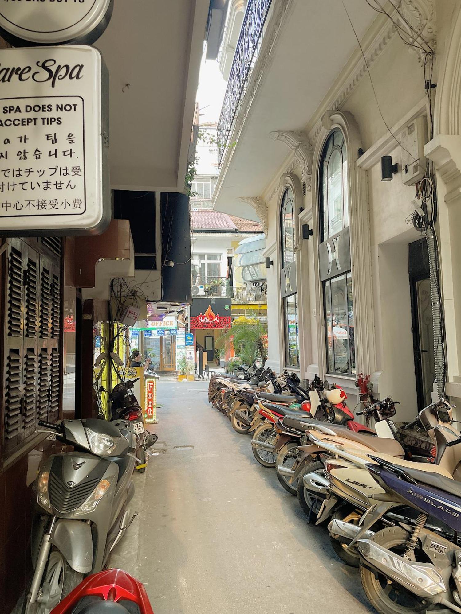 Migo Housing - Hanoi Beer Street - Lift And Spacious - Ensuite Kitchen - Ensuite Bathroom エクステリア 写真